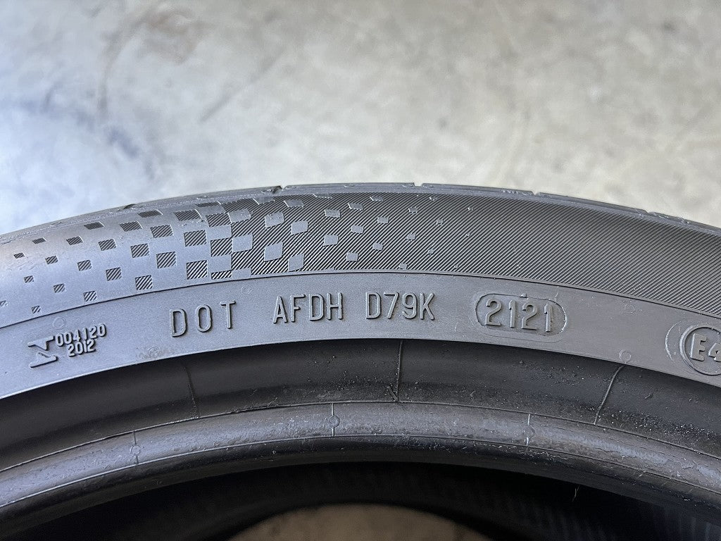 Usato: 2 Gomme 255/40R21 102Y Continental al 80% residui