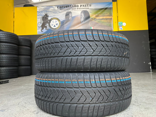 Usato: 2 Gomme 225/55R18 102V XL Pirelli invernali 85% residui