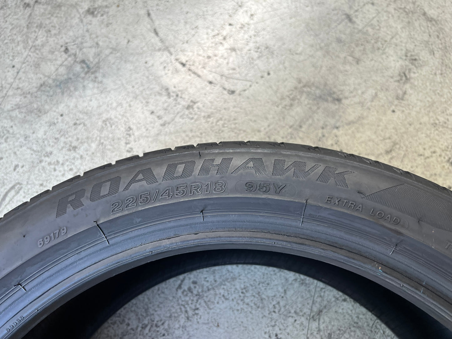 Usato: 01 Pneumatico 225/45R18 95Y XL Firestone Roadhawk estivo 90% residui