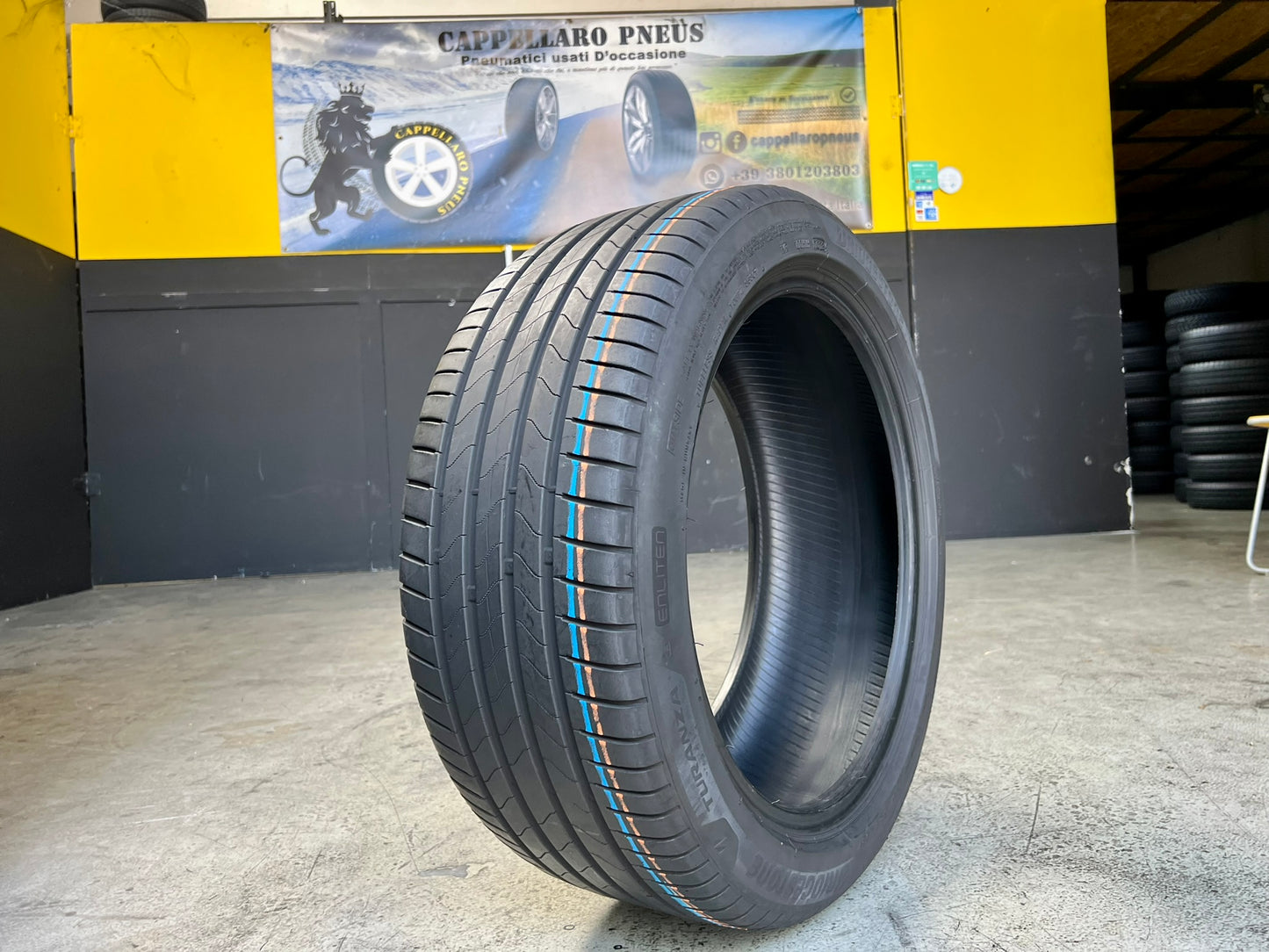 Usato: 01 Pneumatico 235/45R18 98Y Bridgestone estivo 85% residui