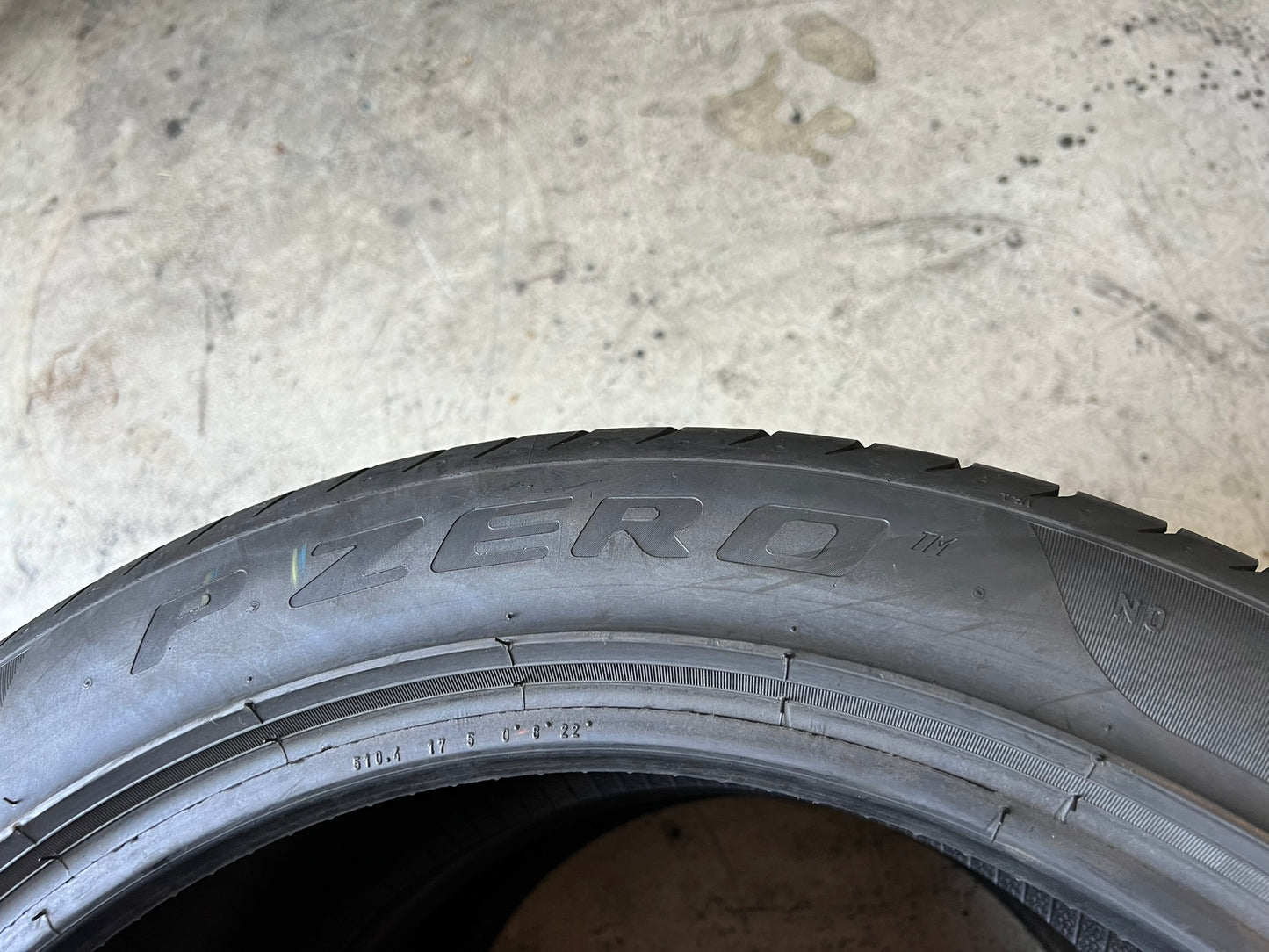 Usato: 2 Gomme 295/40R20 106Y Pirelli estivo 80% residui