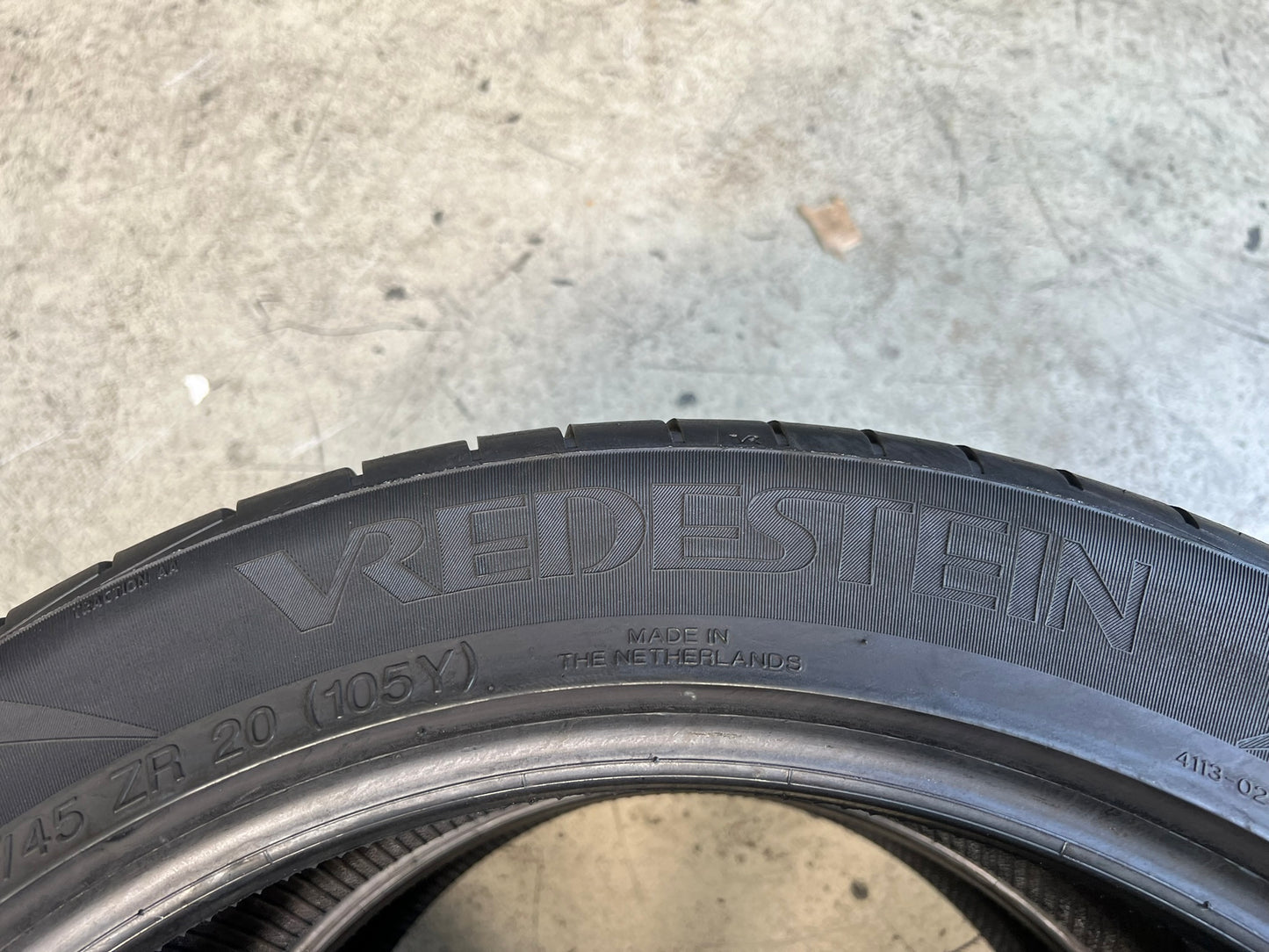 Usato: 2 Gomme 255/45R20 105Y XL Vredestein estivo 95% residui