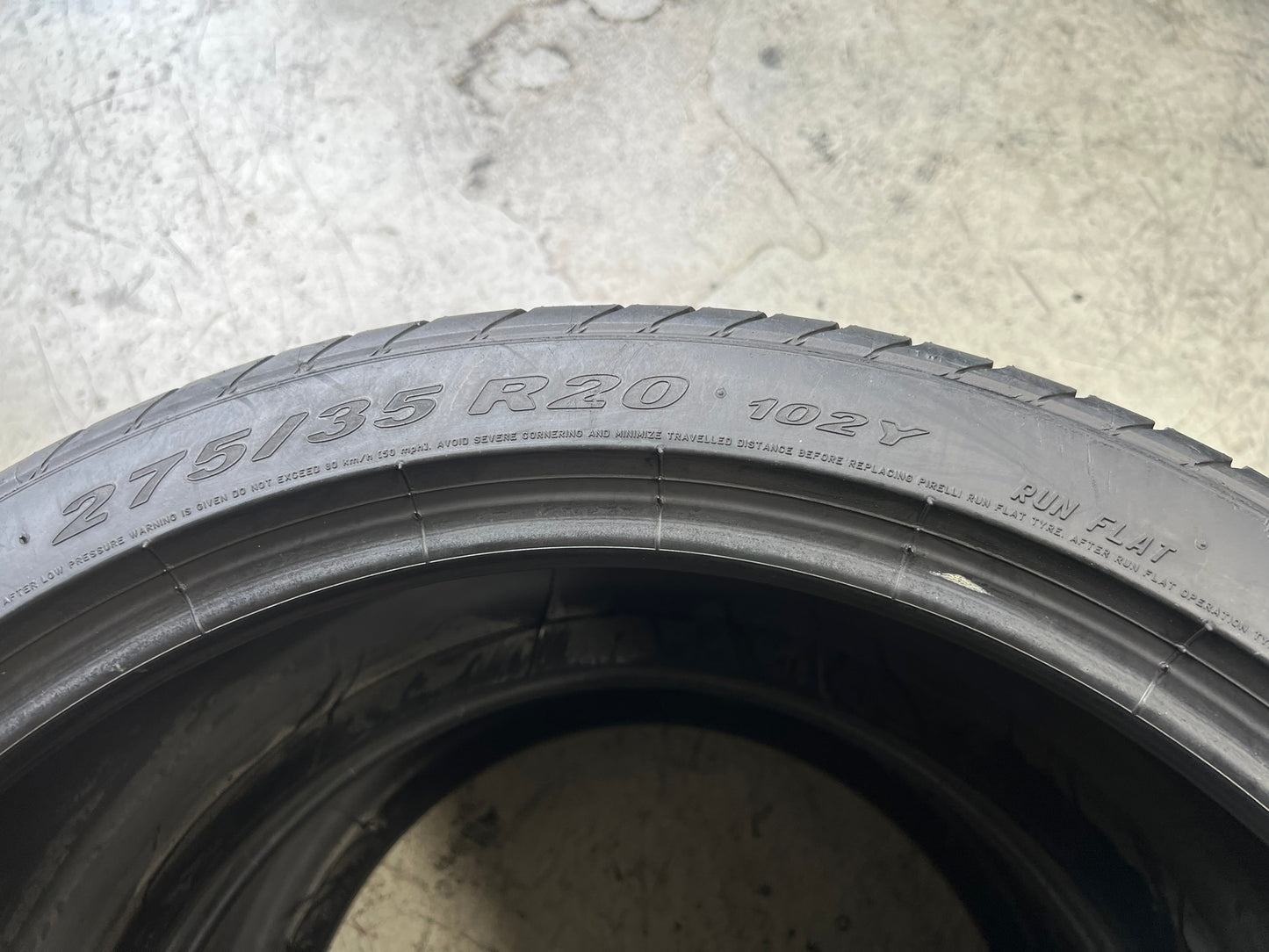 Usato: 2 Gomme 275/35R20 102Y Pirelli RFT estive 90% residui