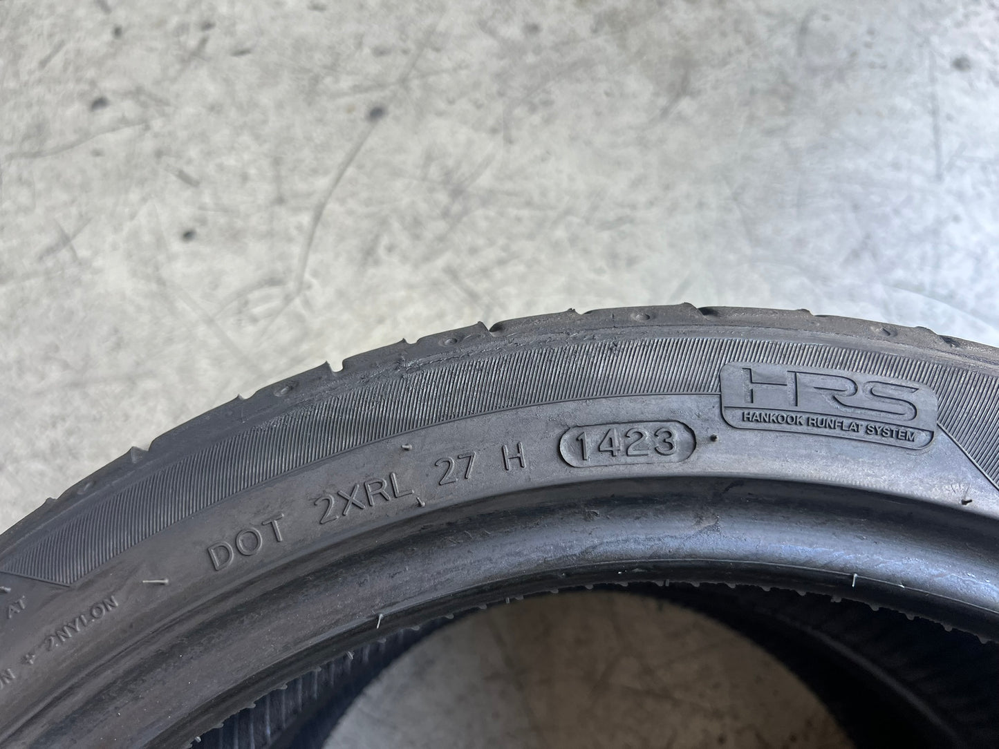 Usato: 2 Gomme 225/40R18 88Y Hankook RFT estive 85% residui