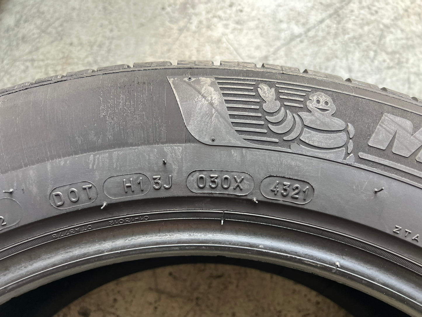 Usato: 4 Gomme 235/55R18 100V Michelin estive 85% residui