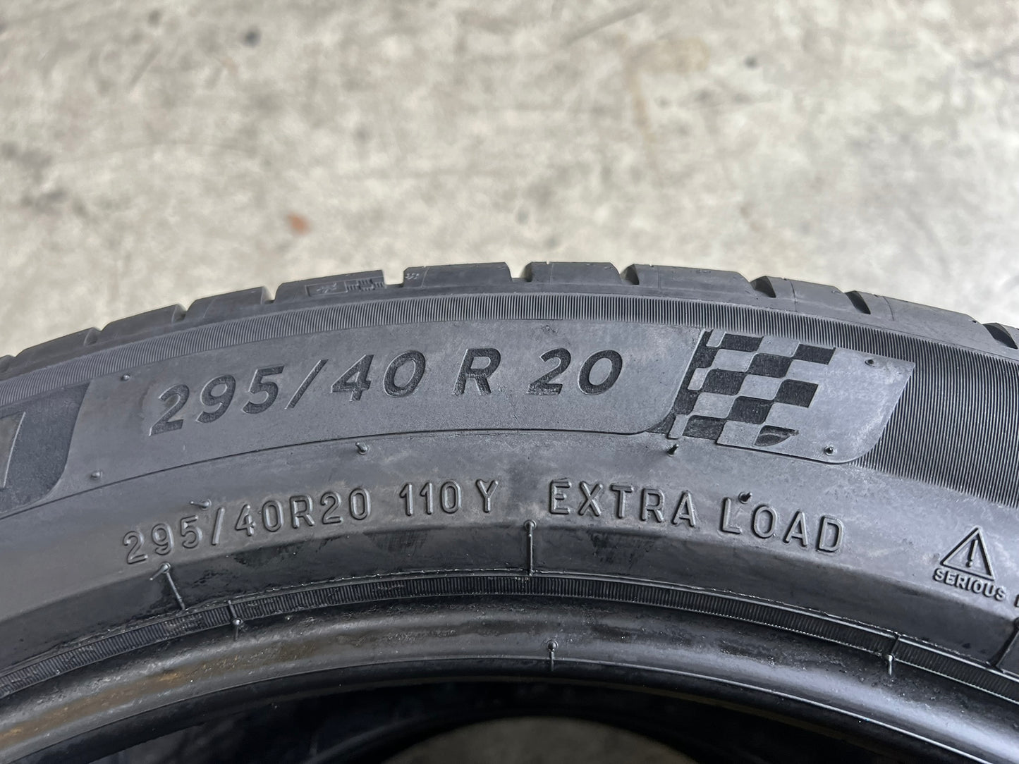 Usato: 2 Gomme 295/40R20 110Y XL Michelin estivo 85% residui