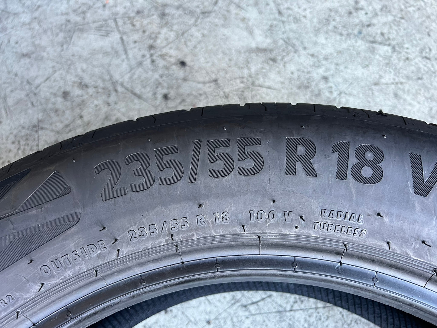 Usato: 4 Gomme 235/55R18 100V Continental estive 80% residui