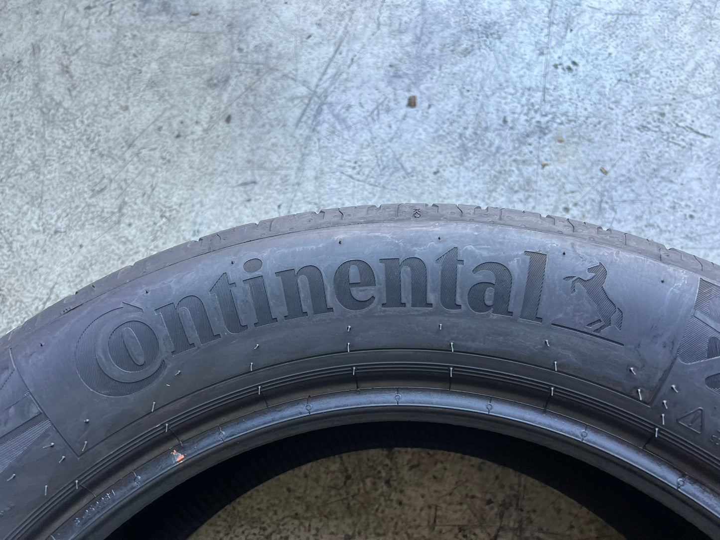 Usato: 4 Gomme 235/55R18 100V Continental estive 80% residui