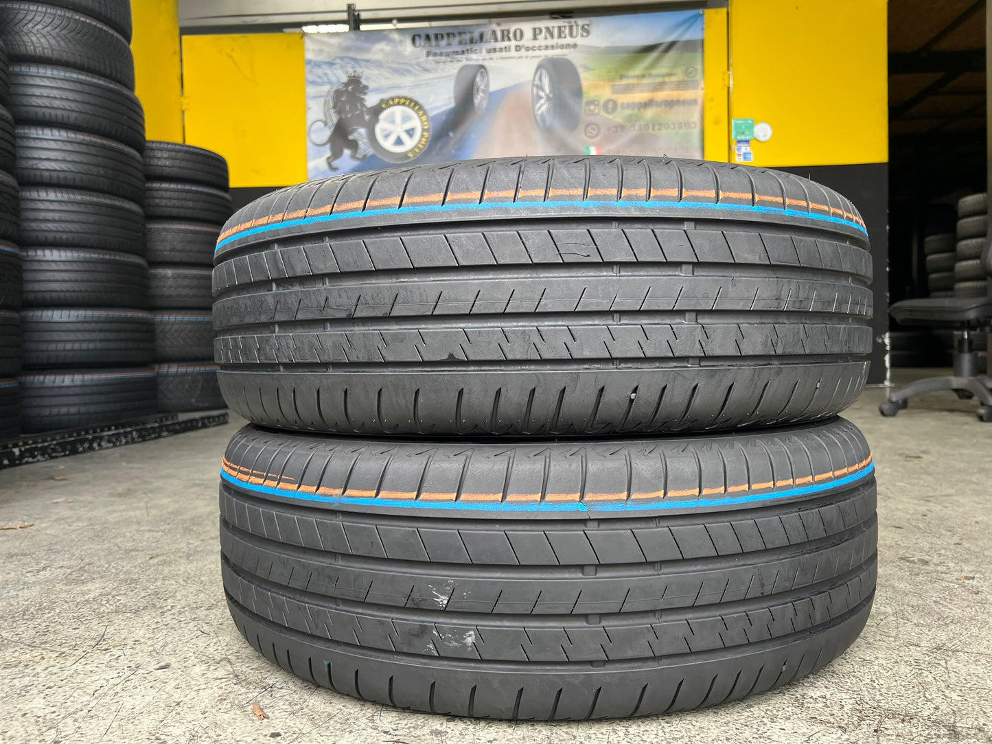 Usato: 2 Gomme 225/60R18 104W XL Bridgestone estive 85% residui