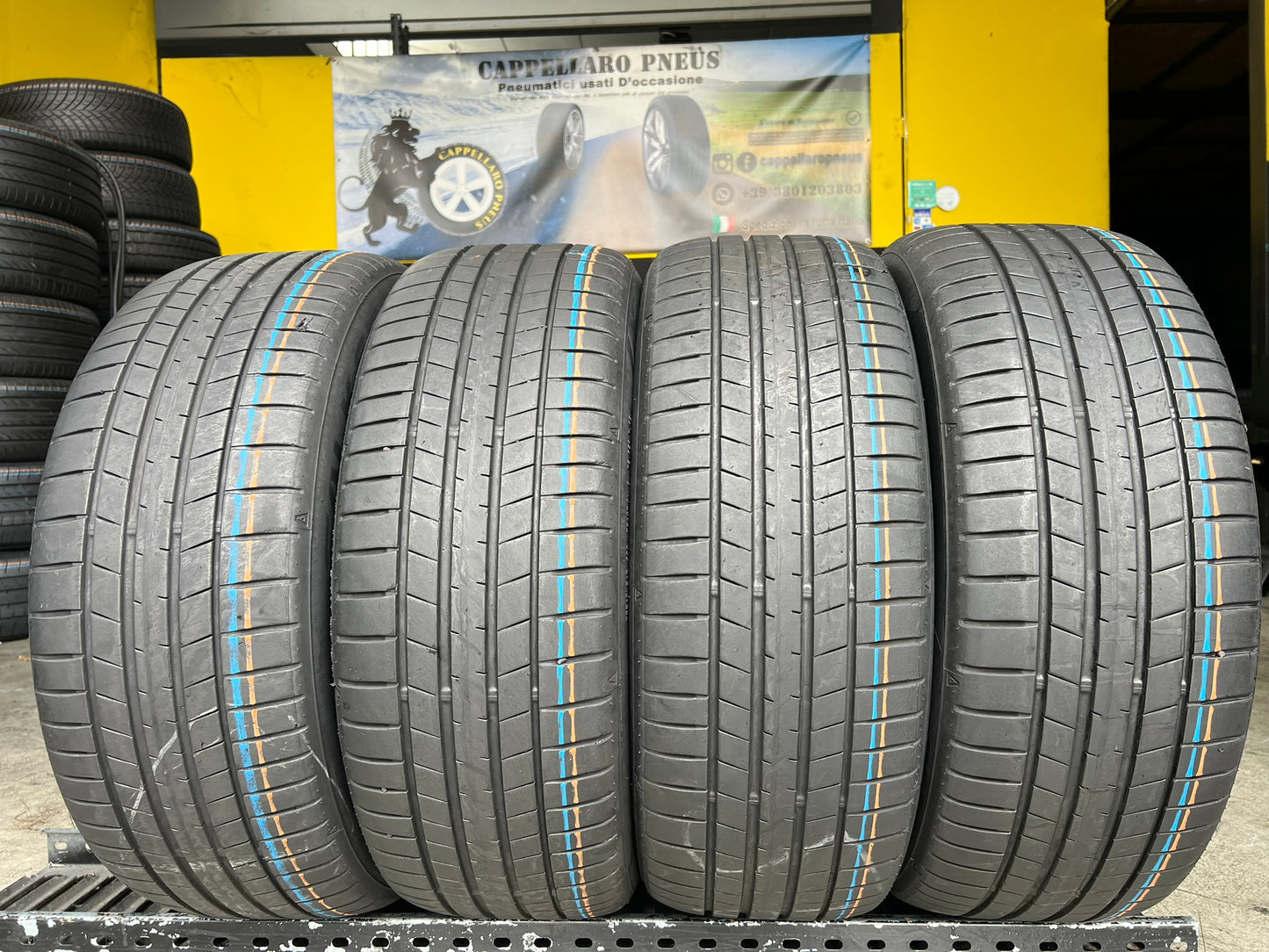 Usato: 4 Gomme 215/55R17 94V Falken estive 80% residui