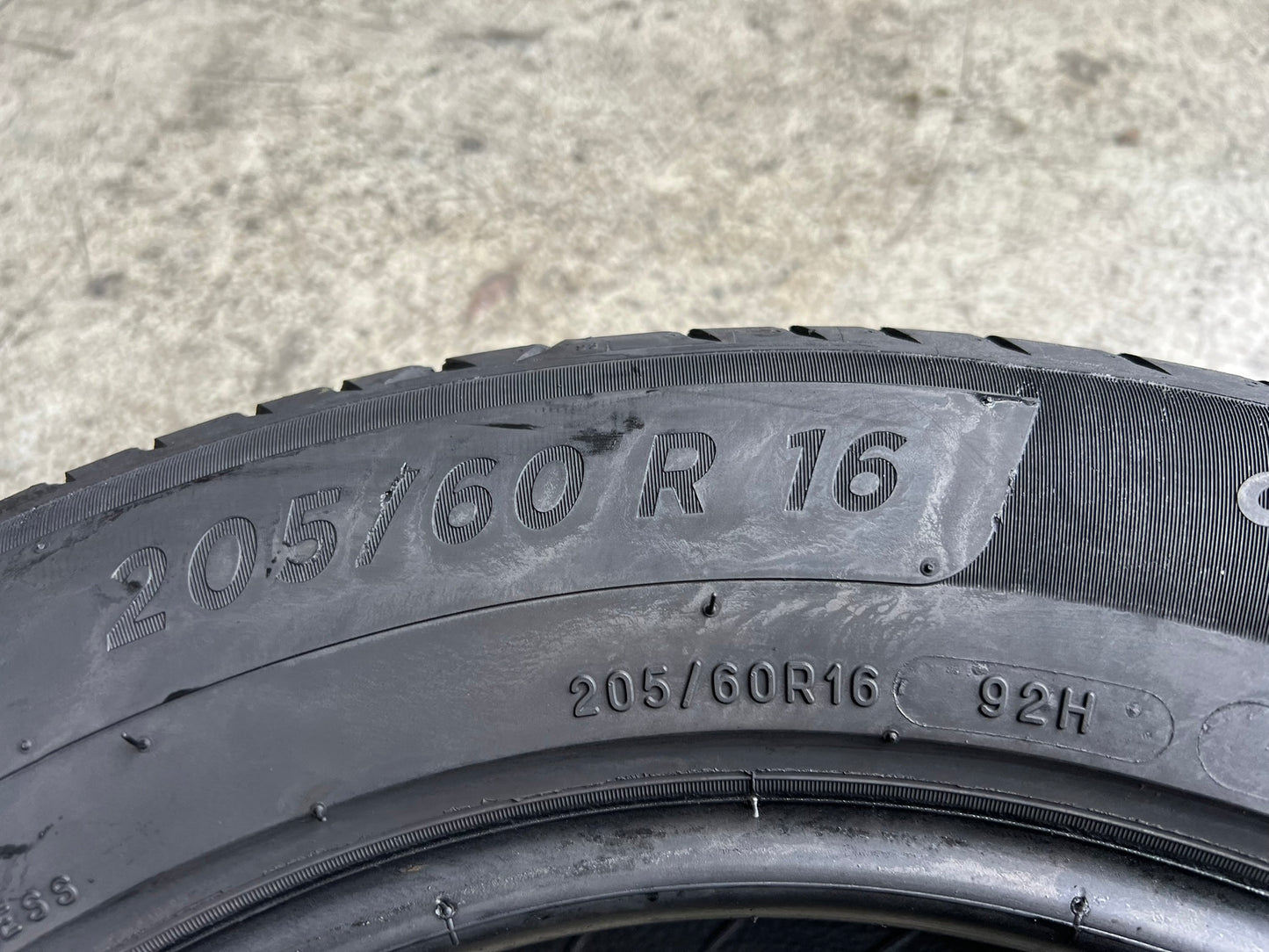 Usato: 4 Gomme 205/60R16 92H Michelin estive 90% residui