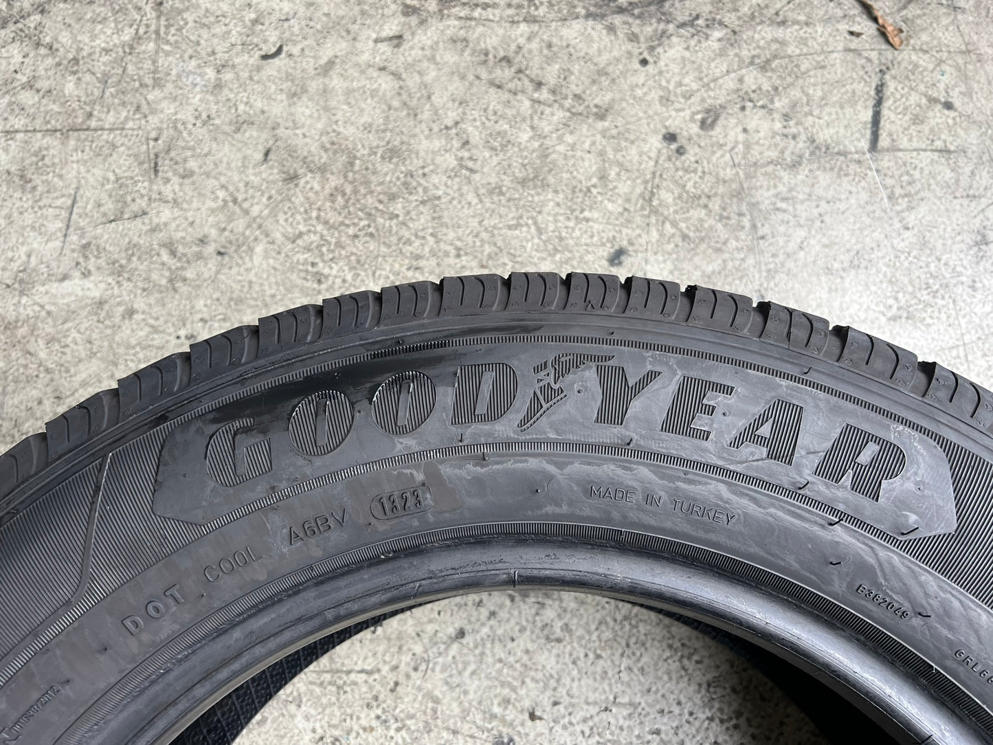 Usato: 4 Gomme 215/65R16 C 109/107T Goodyear estive 80% residui