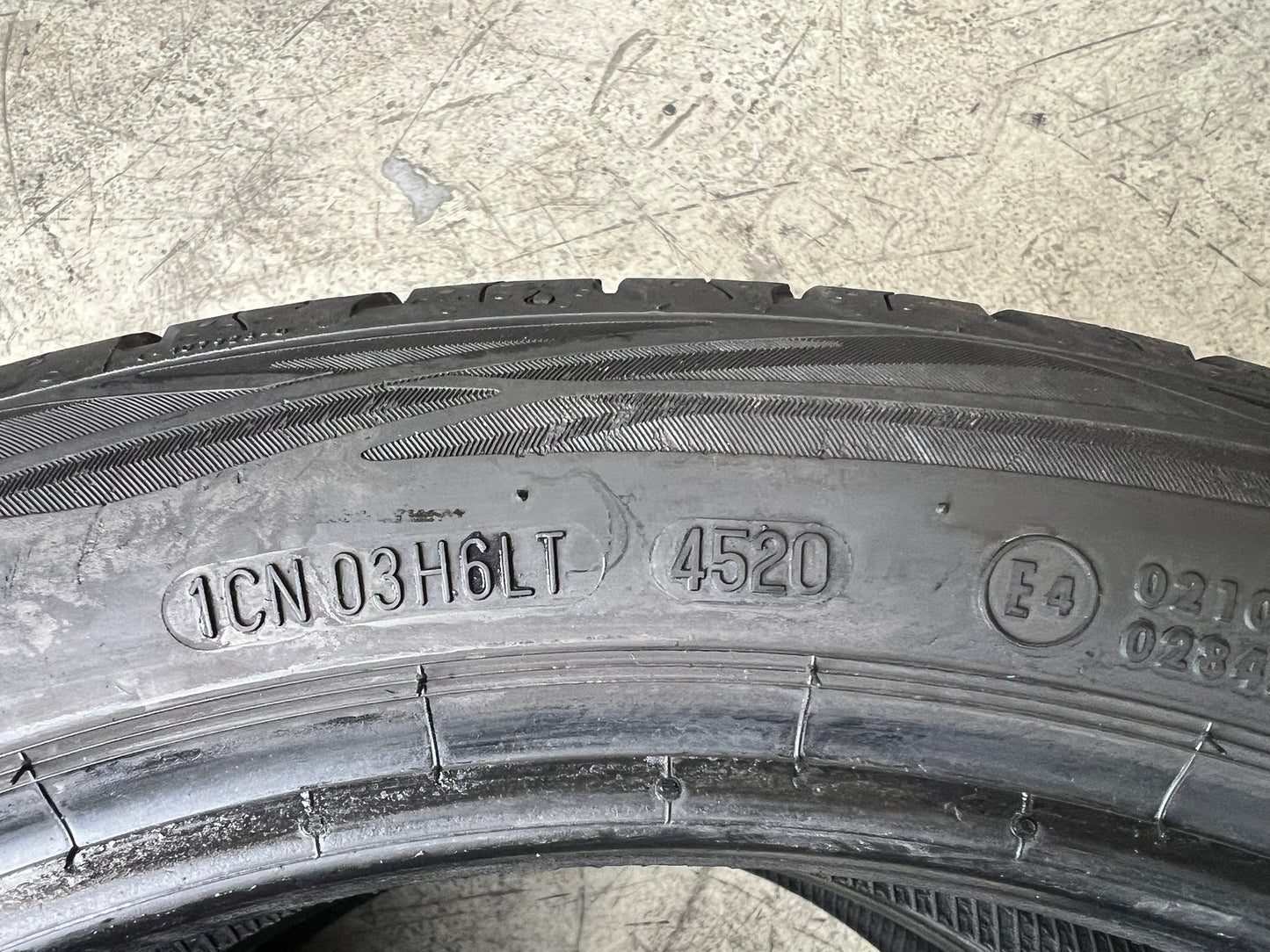 Usato: 2 Gomme 205/45R17 88H XL Continental estive 90% residui