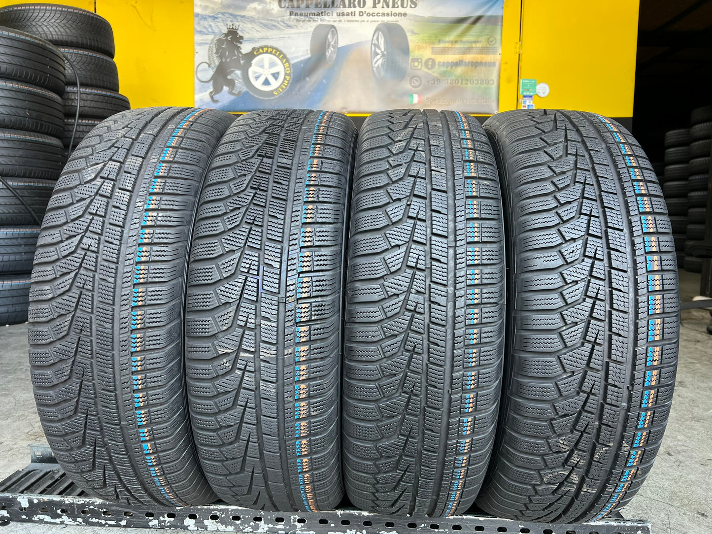 Usato: 4 Gomme 215/65R17 99H Hankook invernali 85/90% residui