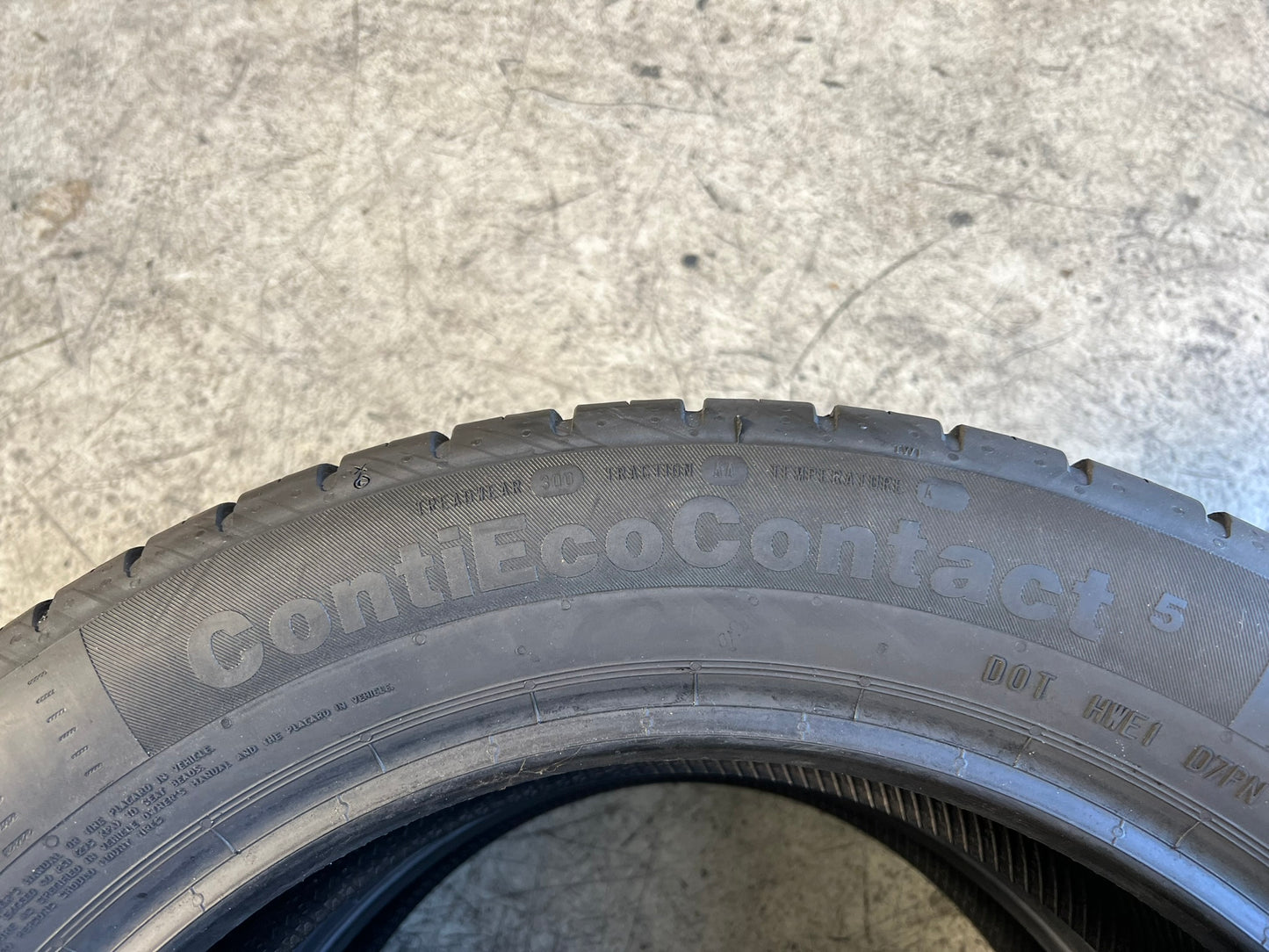 Usato: 2 Gomme 205/55R17 91V Continental Estive 95% residui