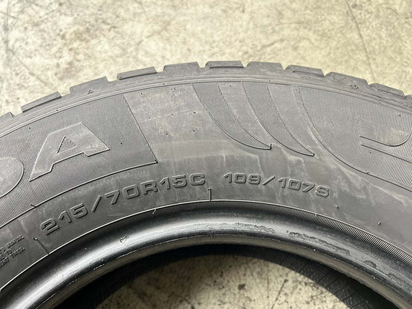 Usato: 4 Gomme 215/70R15 C 109/107S Fulda invernali 80% residui