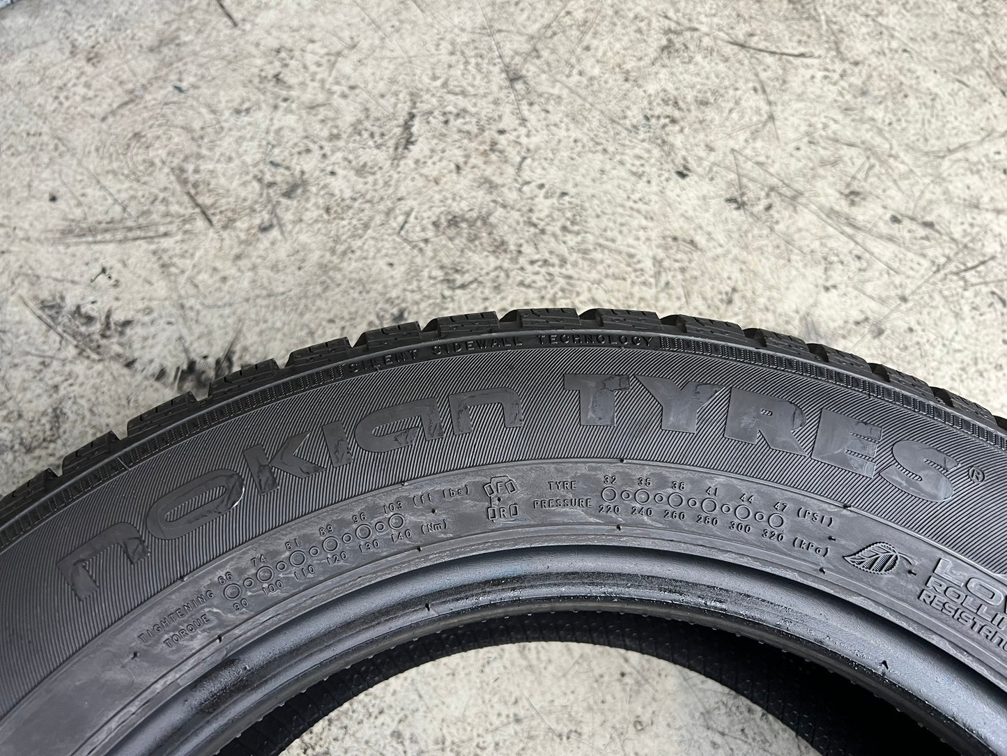 Usato: 4 Gomme 195/60R15 88T Nokian invernali 95% residui