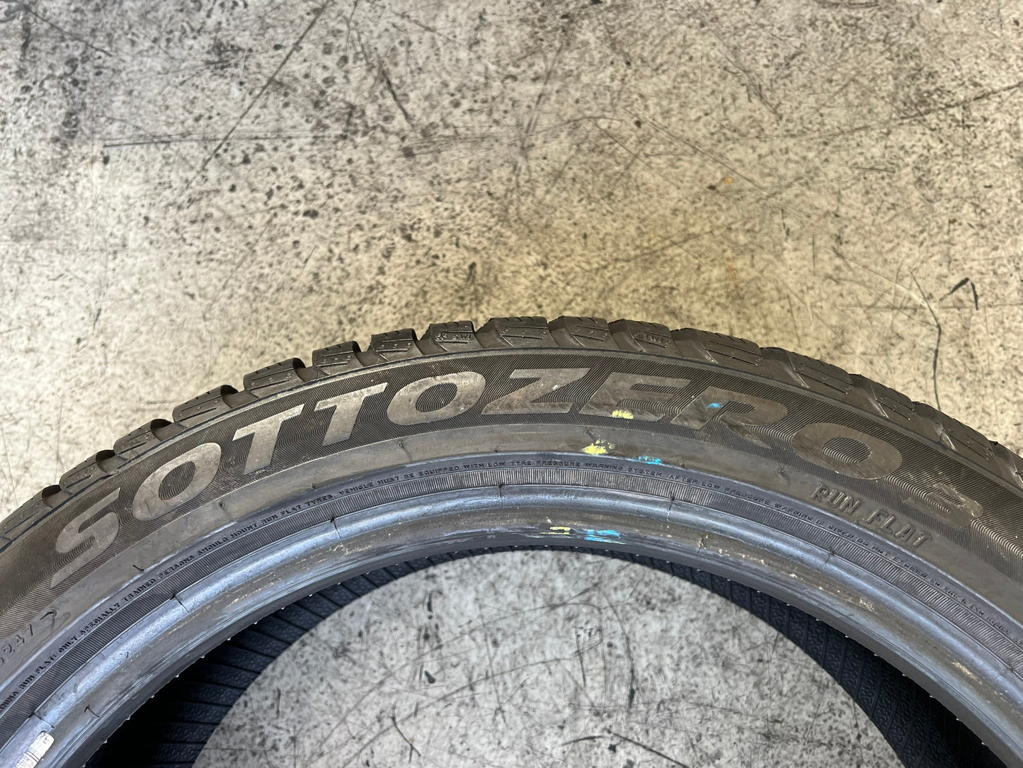 Usato: 4 Gomme 225/45R18 95V XL Pirelli RSC * Runflat invernali 95% residui