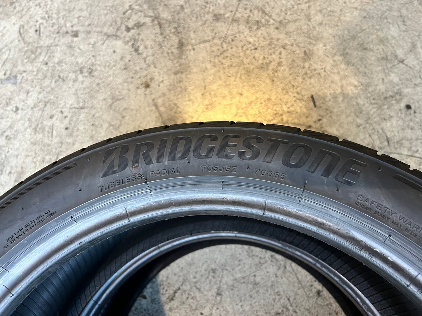 Usato: 2 Gomme 225/45R18 91V Bridgestone estive 80% residui