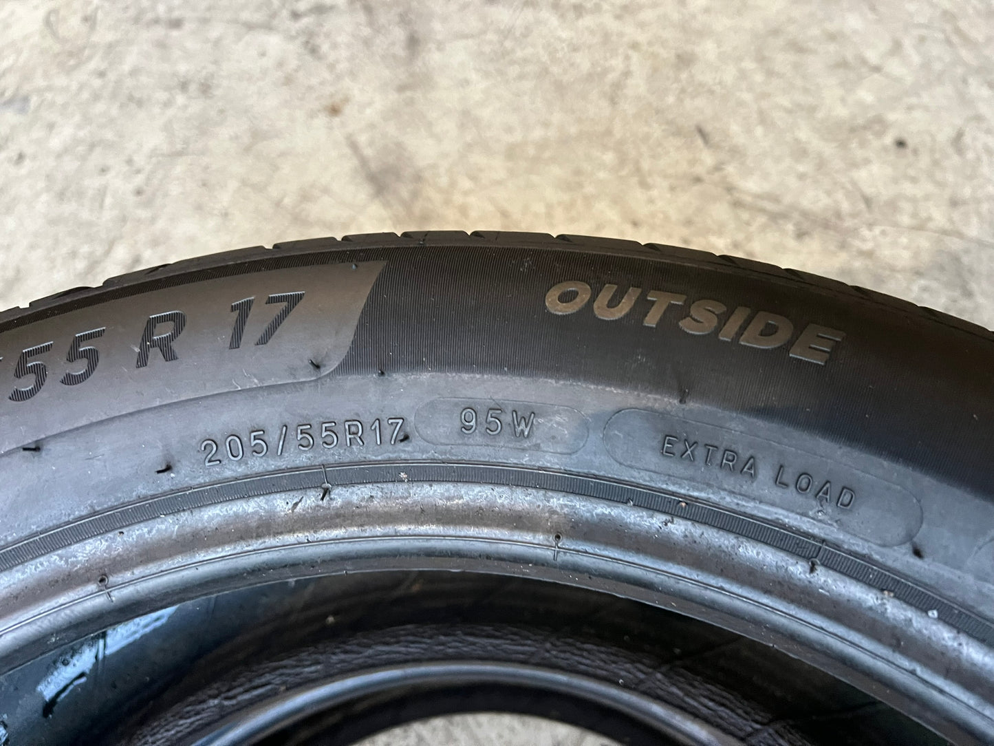 Usato: 2 Gomme 205/55R17 95W XL Michelin estive 90% residui