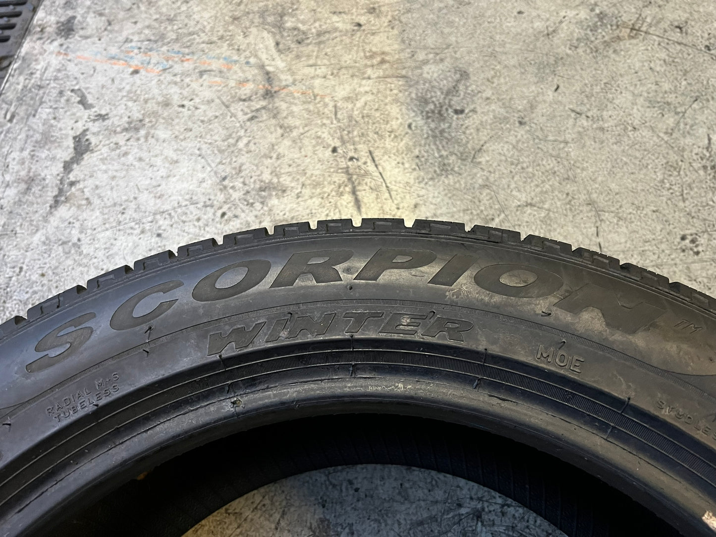 Usato: 4 Gomme 235/55R19 101H Pirelli MOE RUN FLAT invernali 95% residui