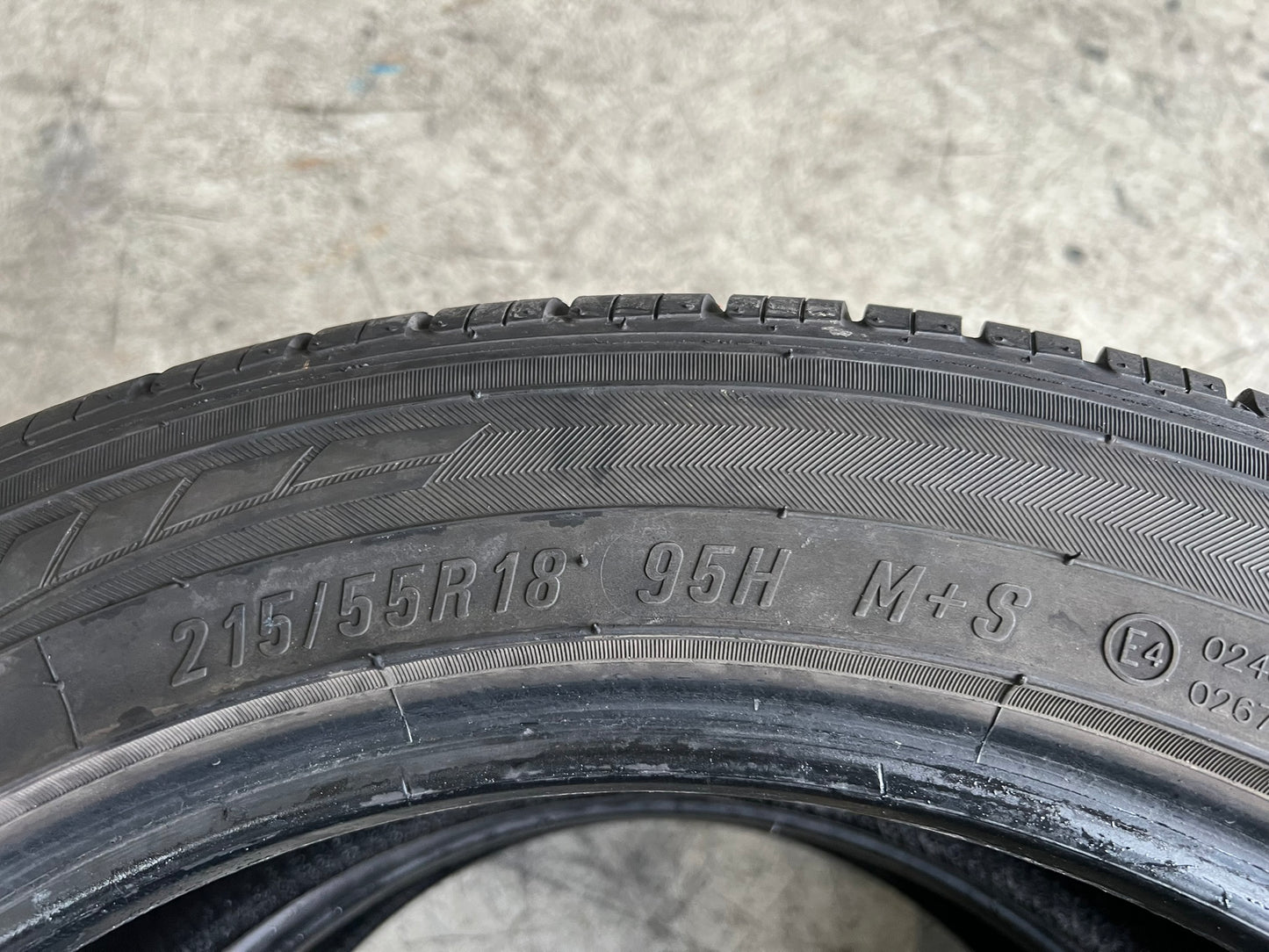 Usato: 2 Gomme 215/55R18 95H Maxxis M+S 85% residui