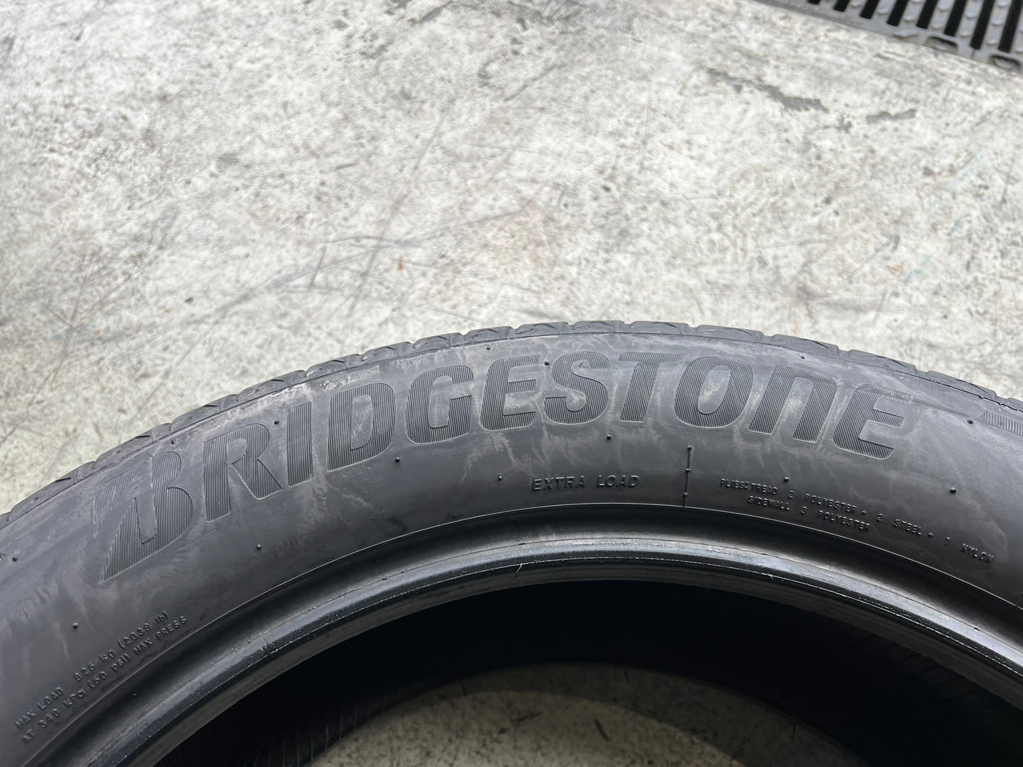 Usato: 4 Gomme 245/50R19 105W XL Bridgestone Estive 85% residui