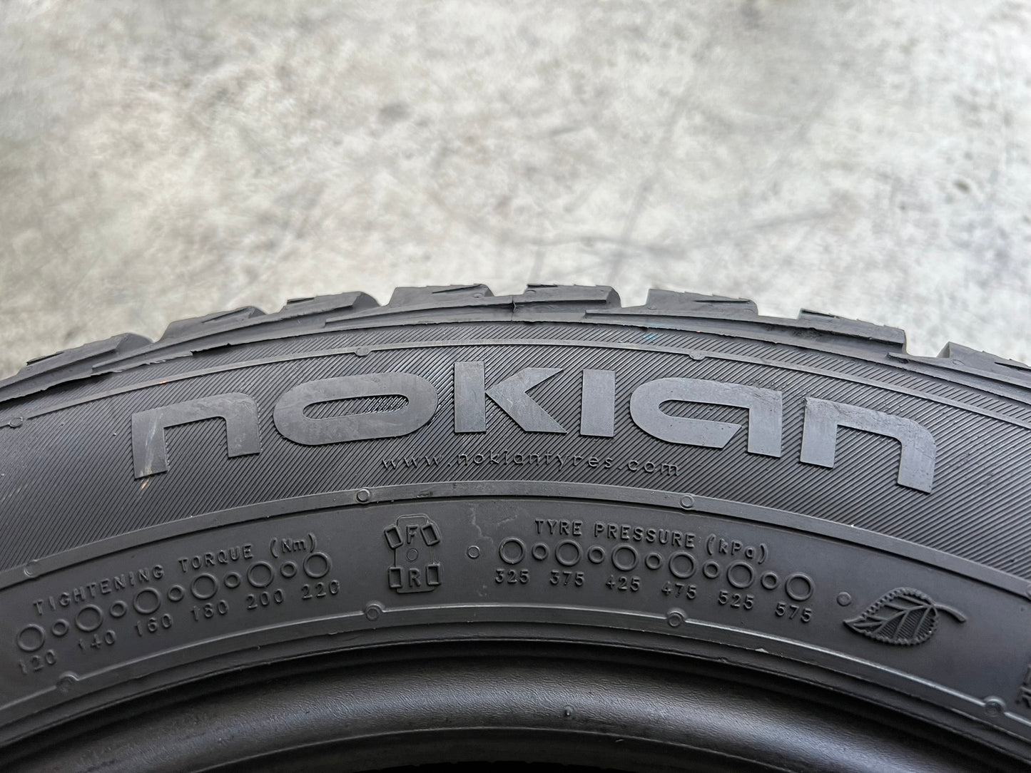 Usato: 4 Gomme 195/60R16C 99/97T Nokian Invernali 85% residui