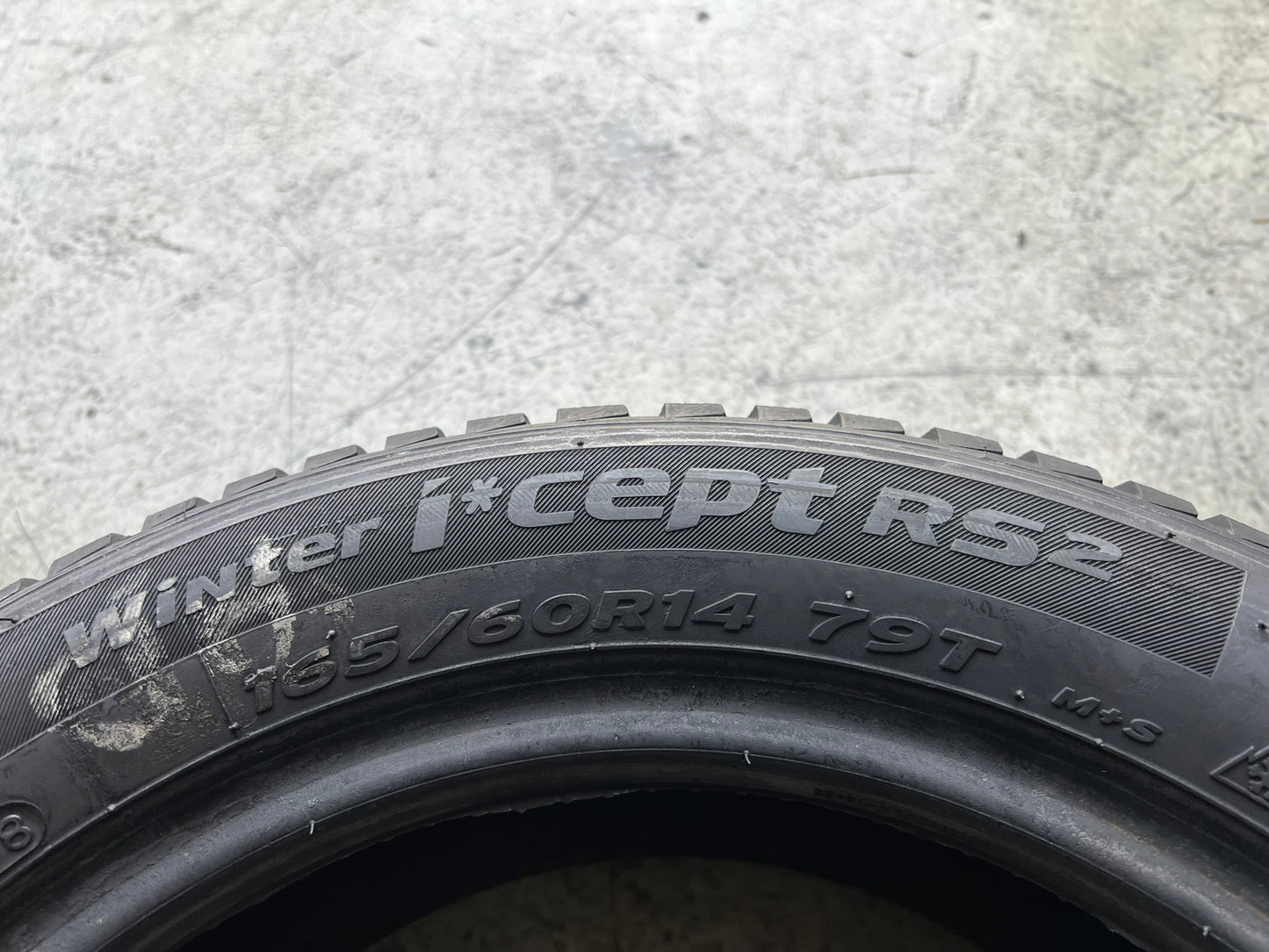 Usato: 4 Gomme 165/60R14 79T XL Hankook invernali 95% residui