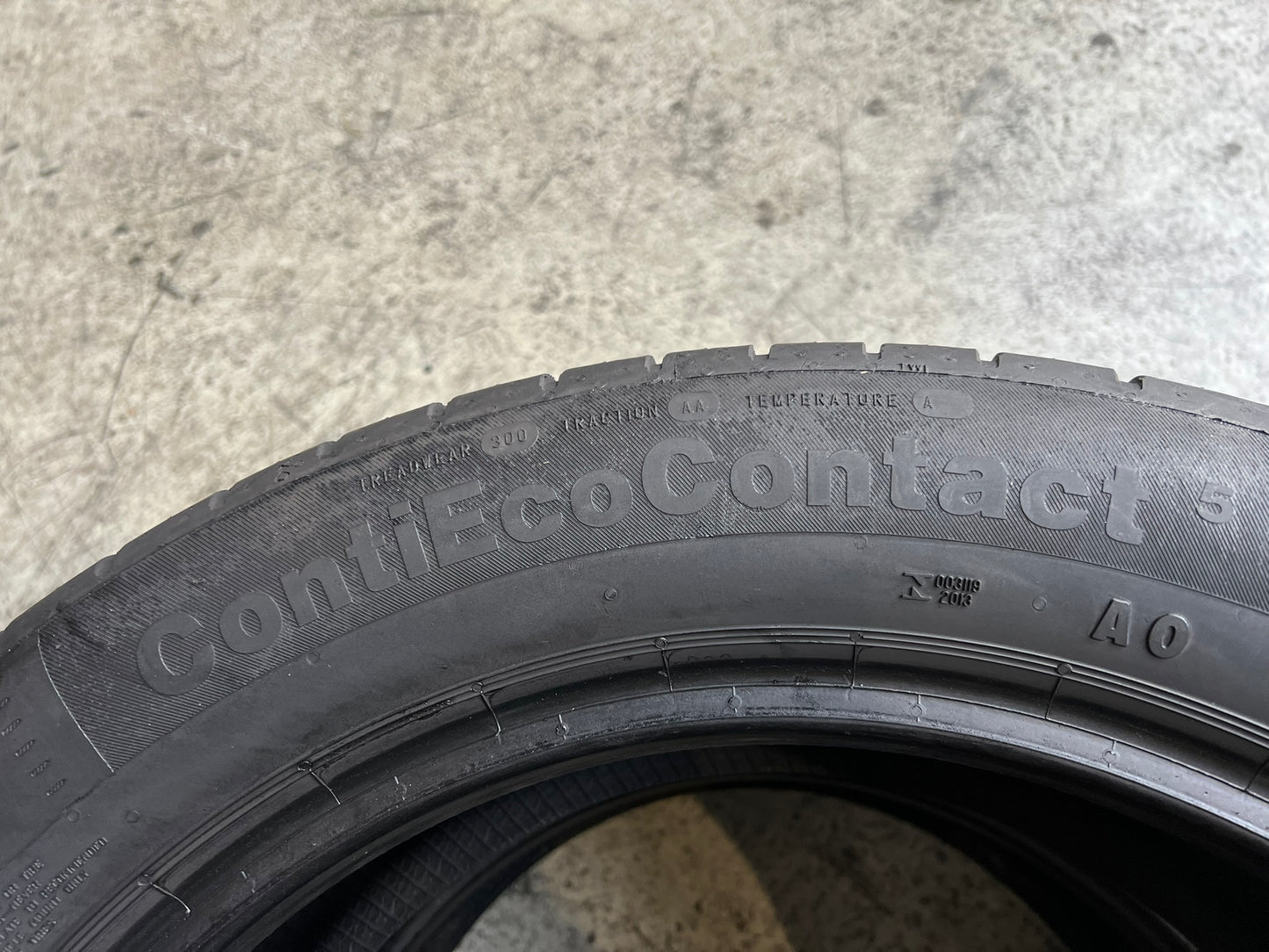 Usato: 2 Gomme 225/50R17 94H Continental estive 90% residui