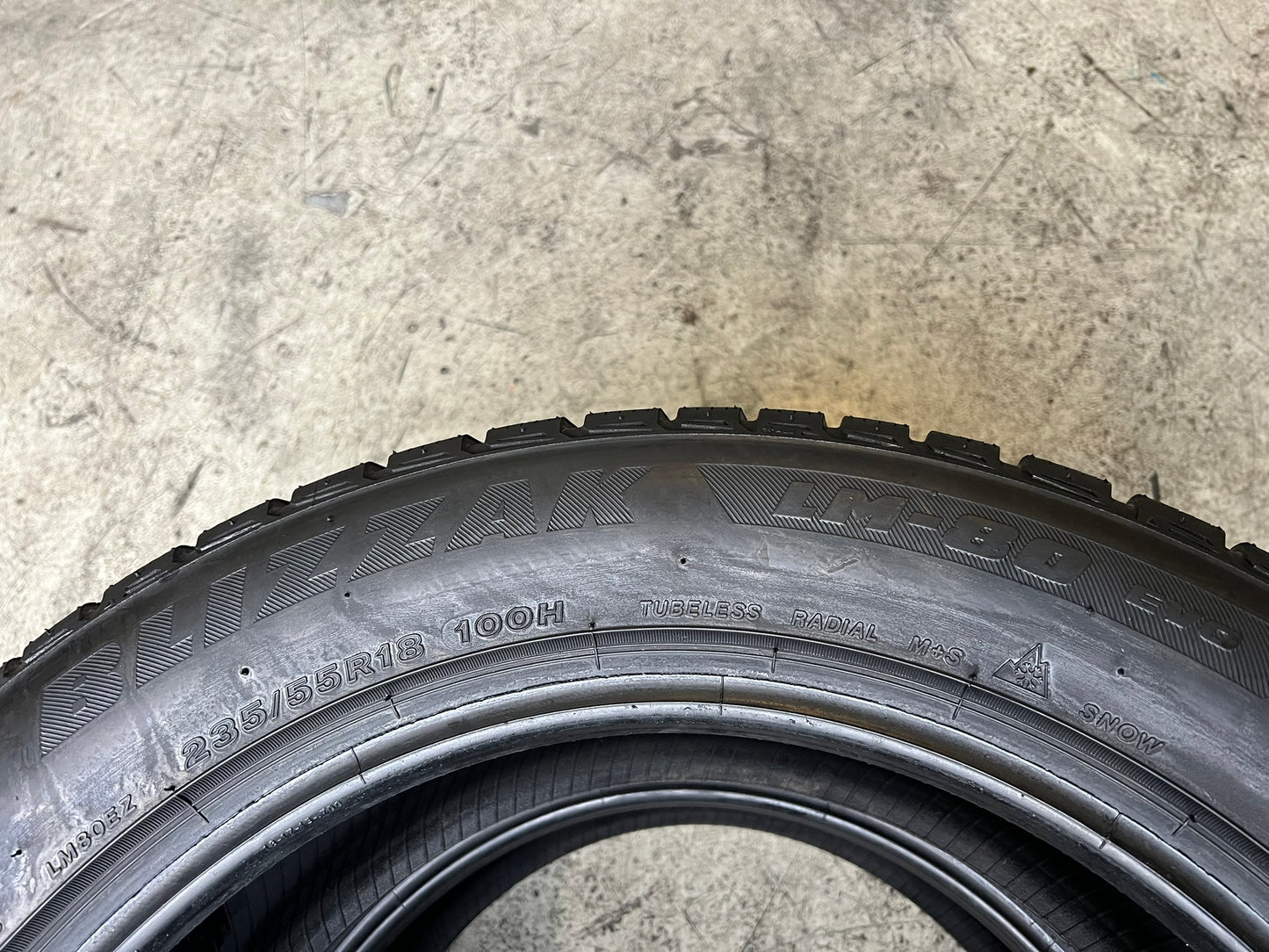 Usato: 2 Gomme 235/55R18 100H Bridgestone invernali 99% residui