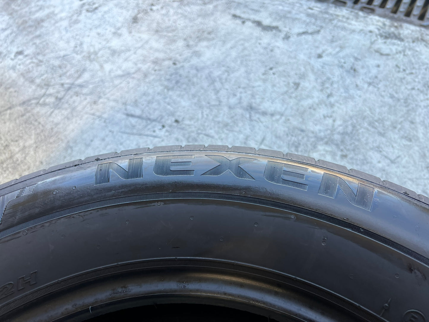 Usato: 4 Gomme 235/60R17 102H Nexen estive 80% residui