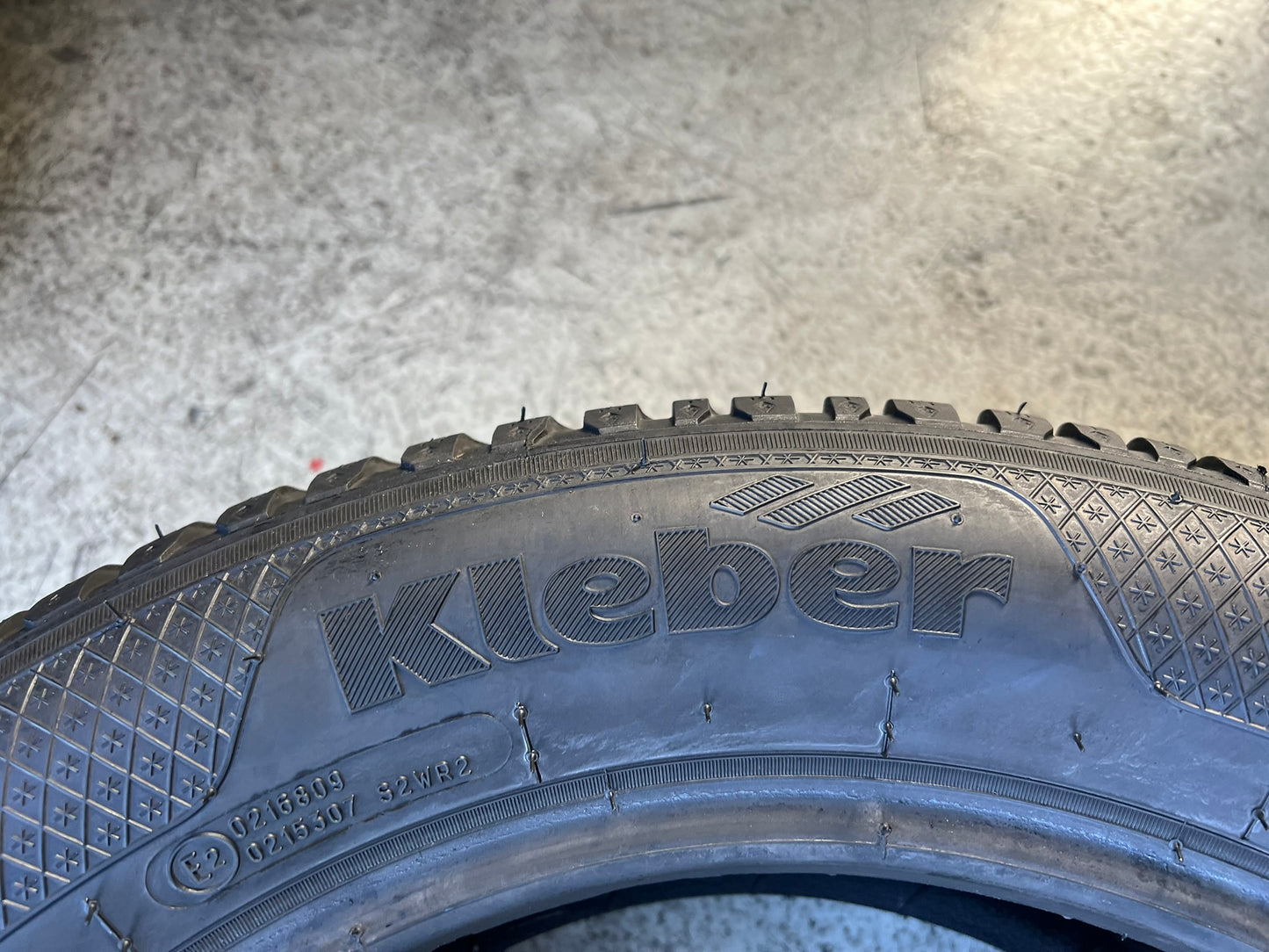 Usato: 4 Gomme 205/60R16 92H Kleber invernali 95% residui