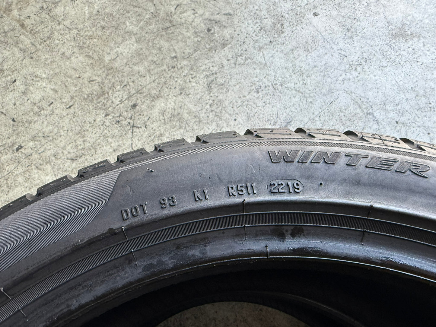 Usato: 2 Gomme 225/45R18 95V XL Pirelli invernali 75% residui