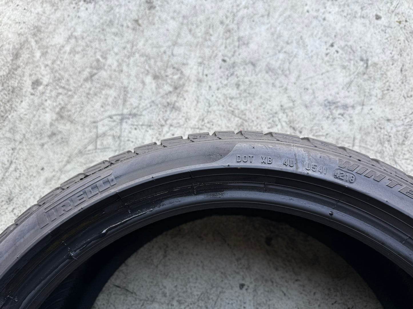 Usato: 4 Gomme 225/40R18 92H XL Pirelli invernali 80% residui