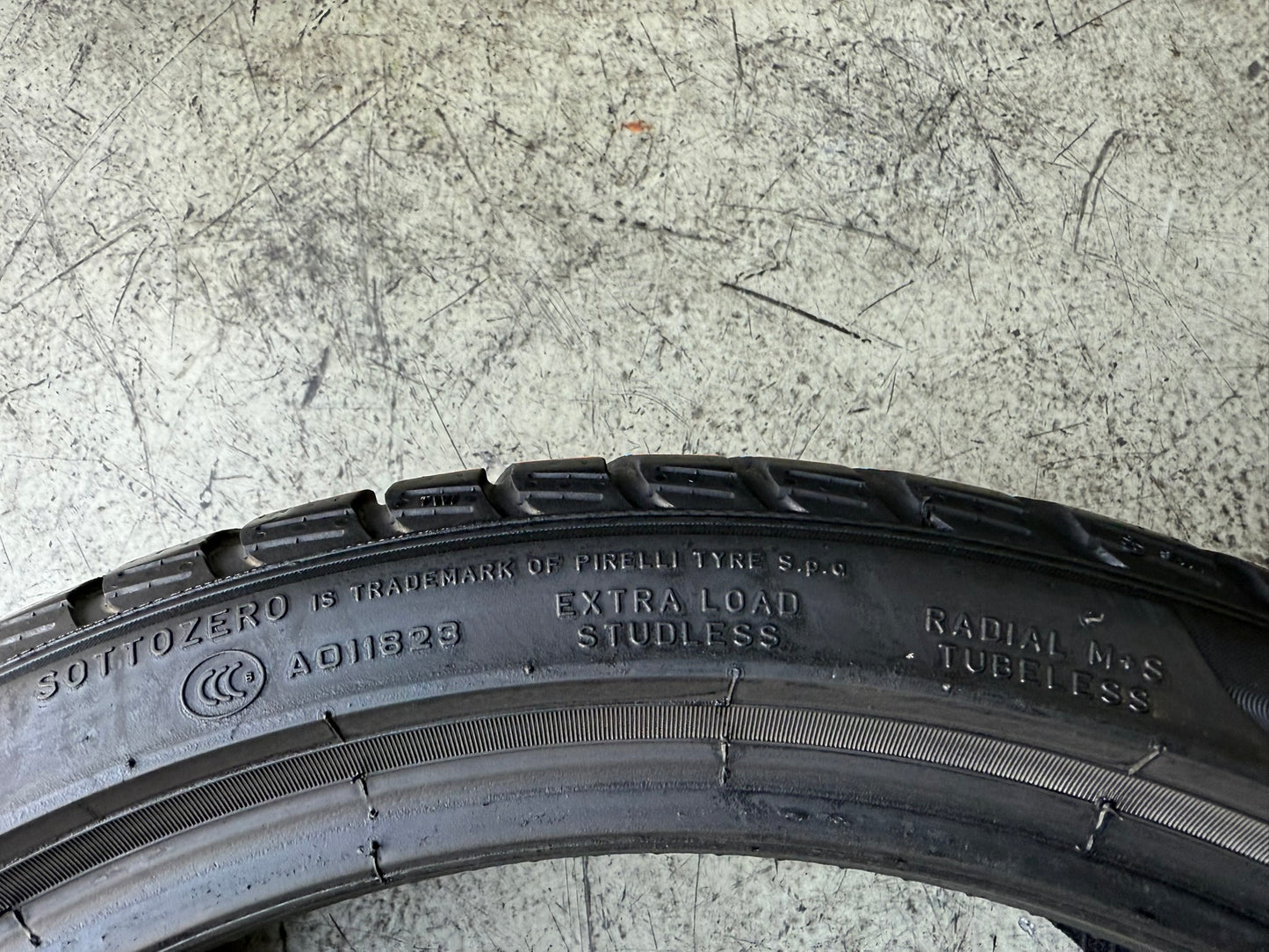 Usato: 4 Gomme 225/40R18 92H XL Pirelli invernali 80% residui