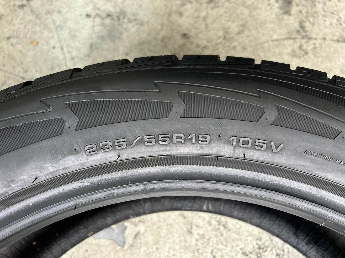 Usato: 4 Gomme 235/55R19 105V Goodyear invernali 80% residui