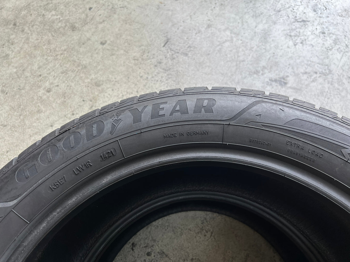 Usato: 2 Gomme 235/55R19 105V Goodyear invernali 99% residui