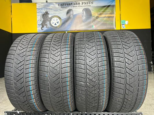 Usato: 4 Gomme 235/55R19 105H XL Pirelli invernali 80% residui